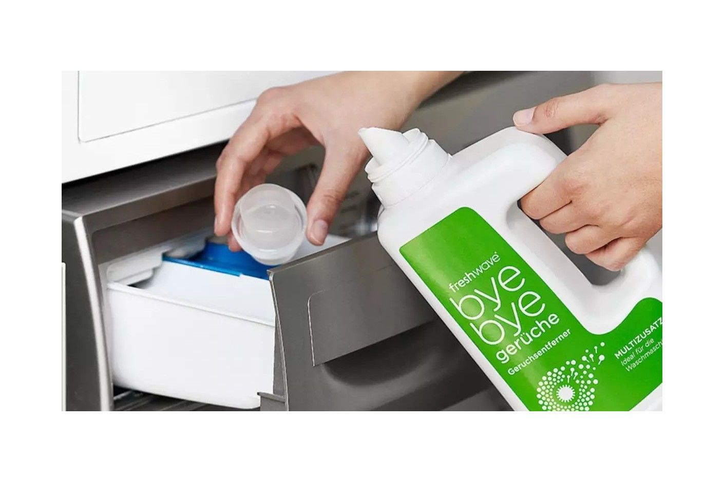 Como usar o aditivo Freshwave para eliminar o odor da roupa